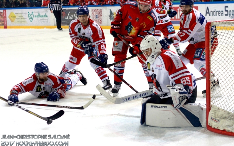 Photo hockey Ligue Magnus - Ligue Magnus : quart de finale, match 2 : Grenoble  vs Mulhouse - Grenoble a eu chaud !