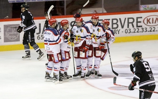 Photo hockey Ligue Magnus - Ligue Magnus : quart de finale, match 3 : Amiens  vs Grenoble  - Un correction grenobloise pour le match 3 