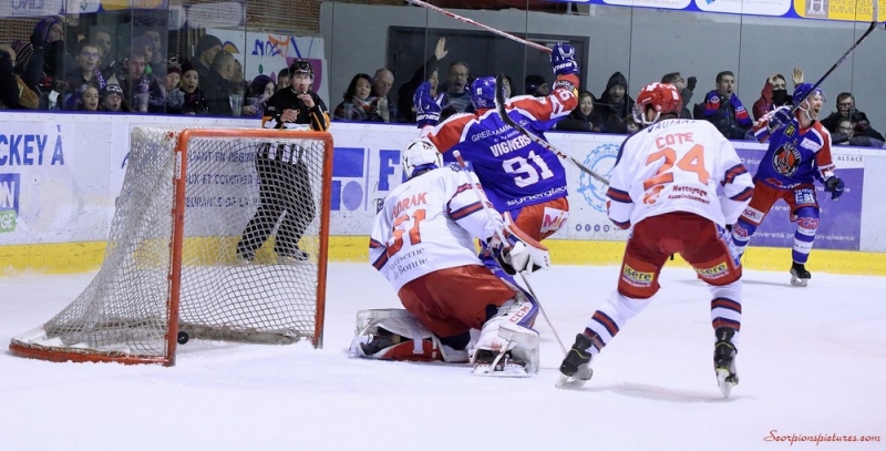 Photo hockey Ligue Magnus - Ligue Magnus : quart de finale, match 3 : Mulhouse vs Grenoble  - Des Scorpions  la hauteur du Leader  (Match 3)