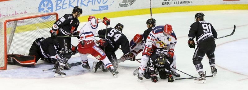 Photo hockey Ligue Magnus - Ligue Magnus : quart de finale, match 4 : Amiens  vs Grenoble  - LM : Les Brleurs prennent une option sur la qualification