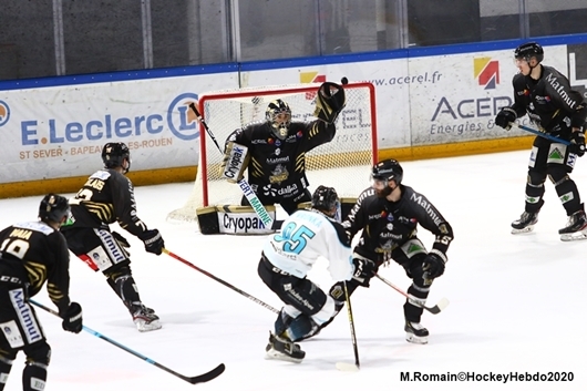 Photo hockey Ligue Magnus - Ligue Magnus - Quart de finale match 1 : Rouen vs Gap  - LM : Les dragons dans la douleur