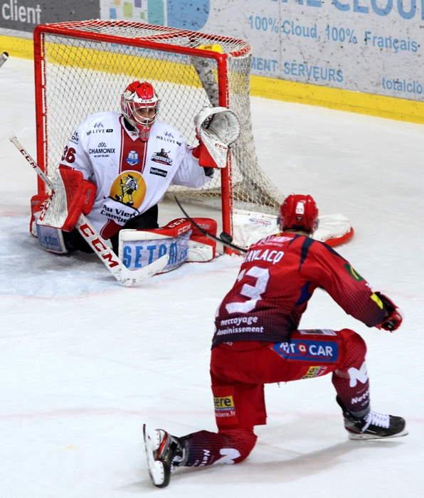 Photo hockey Ligue Magnus - Ligue Magnus - Quart de finale match 2 : Grenoble  vs Chamonix  - Grenoble prend le large