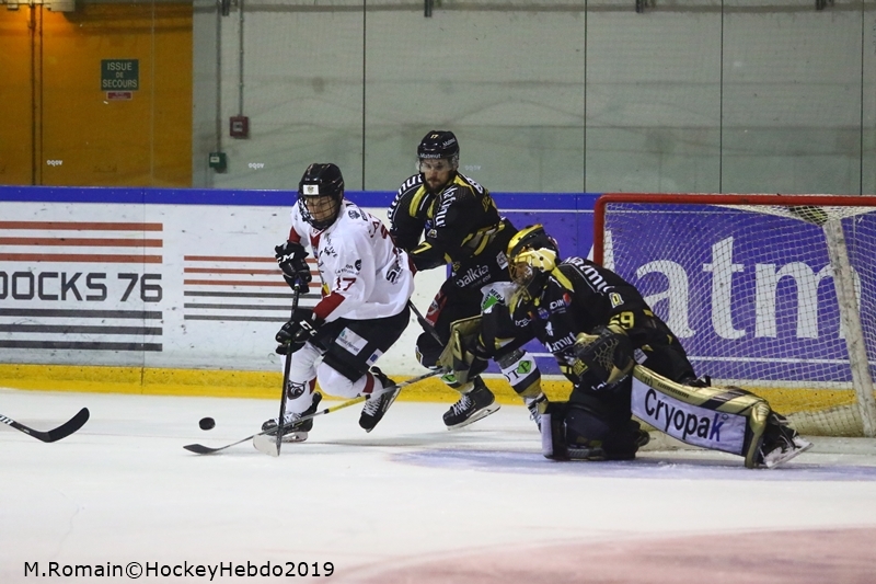 Photo hockey Ligue Magnus - Ligue Magnus - Quart de finale match 2 : Rouen vs Chamonix  - Les Dragons asphyxient les Pionniers