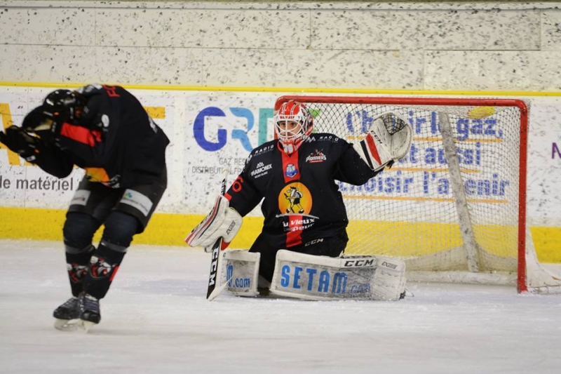 Photo hockey Ligue Magnus - Ligue Magnus - Quart de finale match 3 : Chamonix  vs Rouen - La maison fait (presque) du bien aux Pionniers