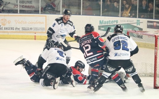 Photo hockey Ligue Magnus - Ligue Magnus - Quart de finale match 5 : Angers  vs Gap  - Reportage photos