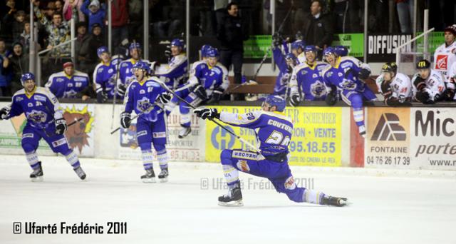 Photo hockey Ligue Magnus - Ligue Magnus, 14me journe : Villard-de-Lans vs Amiens  - Villard termine bien l