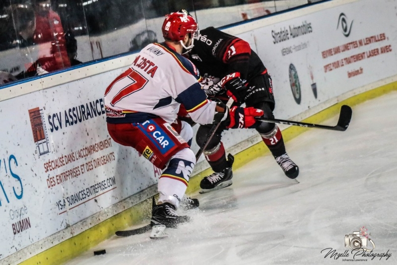 Photo hockey Ligue Magnus - Ligue Magnus :19me journe : Bordeaux vs Grenoble  - Les loups  frappent six fois