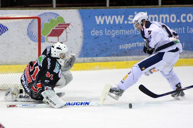 Photo hockey Ligue Magnus - Ligue Magnus, 20me journe : Amiens  vs Grenoble  - Une erreur cruelle