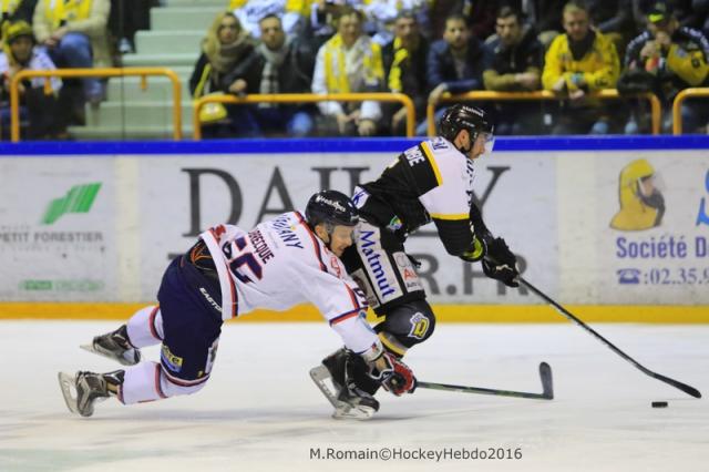 Photo hockey Ligue Magnus - Ligue Magnus, quarts de finale, match 3 : Rouen vs Grenoble  - Un pas de plus