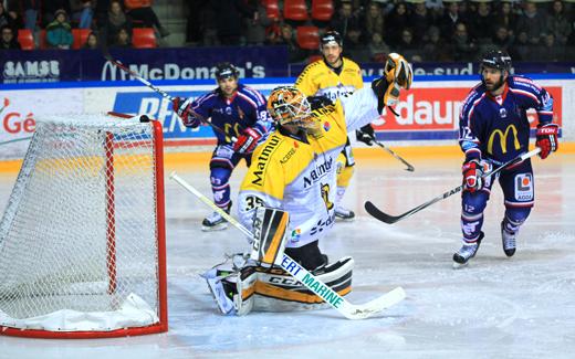 Photo hockey Ligue Magnus - Ligue Magnus, quarts de finale, match 5 : Grenoble  vs Rouen - Sabourin ferme la porte et limine Grenoble !