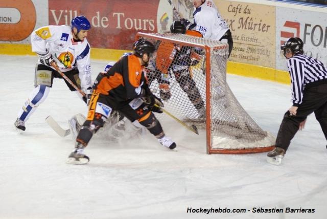 Photo hockey Ligue Magnus - LM - 16me journe : Tours  vs Mont-Blanc - Du mieux, mais...