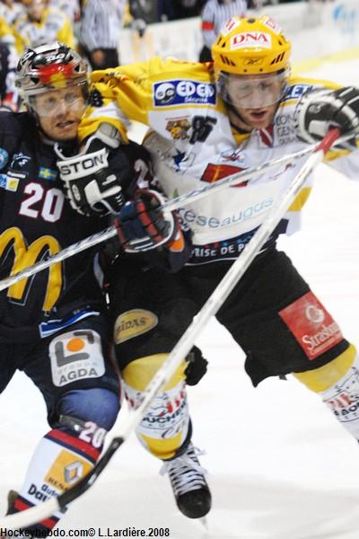 Photo hockey Ligue Magnus - LM - 20me journe : Grenoble  vs Strasbourg  - Une huit centime difficile