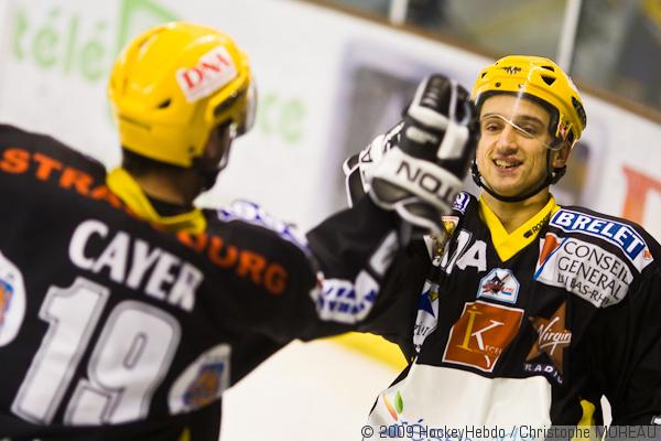 Photo hockey Ligue Magnus - LM - 21me journe : Strasbourg  vs Chamonix  - Chapeau Mr Riendeau