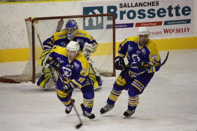 Photo hockey Ligue Magnus - LM - 26me journe : Chamonix  vs Grenoble  - Brleurs de Loups, le bouquet final !