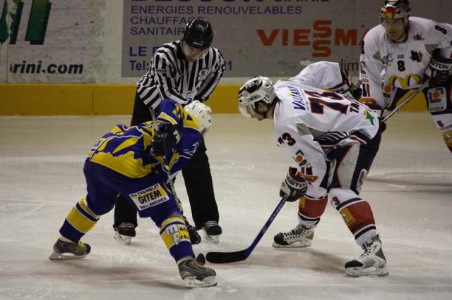 Photo hockey Ligue Magnus - LM - 26me journe : Chamonix  vs Grenoble  - Brleurs de Loups, le bouquet final !