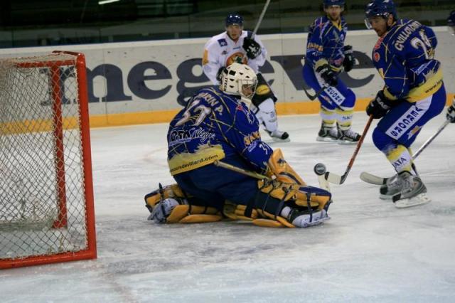 Photo hockey Ligue Magnus - LM - 26me journe : Villard-de-Lans vs Mont-Blanc - Le Mont Blanc mieux en place 
