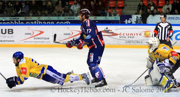 Photo hockey Ligue Magnus - LM playoff, 1/4 de finale, match 1 : Grenoble  vs Dijon  - Grenoble se fait peur !