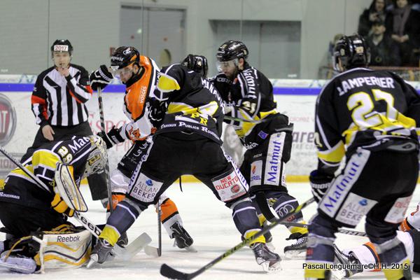 Photo hockey Ligue Magnus - LM playoff, 1/4 de finale, match 1 : Rouen vs Epinal  - Un par un