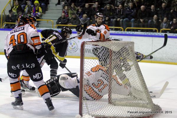 Photo hockey Ligue Magnus - LM playoff, 1/4 de finale, match 1 : Rouen vs Epinal  - Un par un