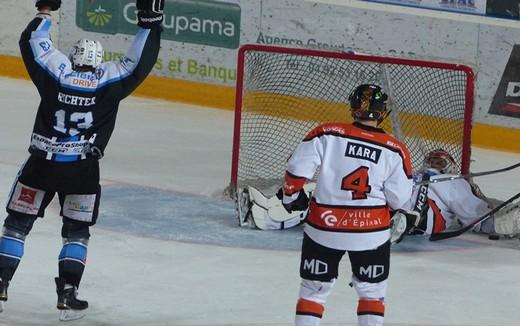 Photo hockey Ligue Magnus - LM playoff, finale, match 2 : Gap  vs Epinal  - Le rouleau-compresseur gapenais