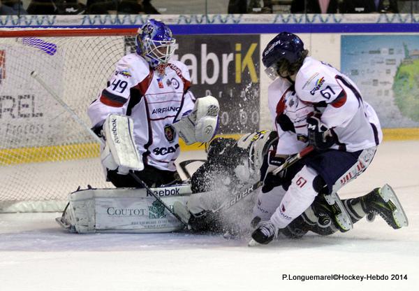 Photo hockey Ligue Magnus - LM playoff 1/2 finale, match 2 : Rouen vs Angers  - Rouen - Angers : Avec des regrets......