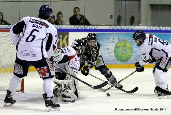 Photo hockey Ligue Magnus - LM playoff 1/2 finale, match 5 : Rouen vs Angers  - Rouen-Angers : et de deux.
