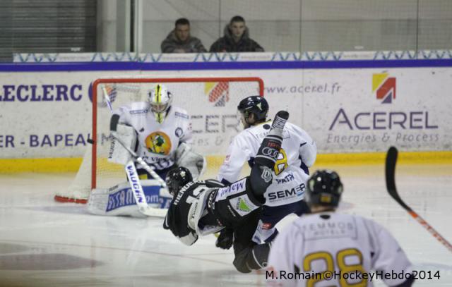Photo hockey Ligue Magnus - LM playoff 1/4 de finale, match 1 : Rouen vs Chamonix  - Les Dragons sans piti.