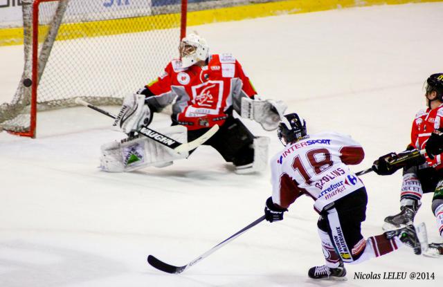 Photo hockey Ligue Magnus - LM playoff 1er tour, match 2 : Amiens  vs Morzine-Avoriaz - Les Pingouins galisent au forceps