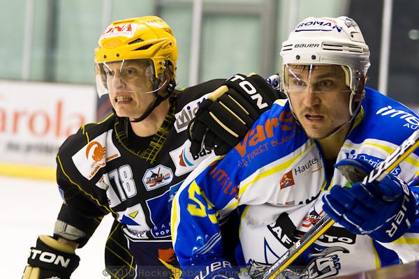 Photo hockey Ligue Magnus - LM playoffs : 1/4 de finale, match 4 : Strasbourg  vs Gap  - Deux partout, palet au centre