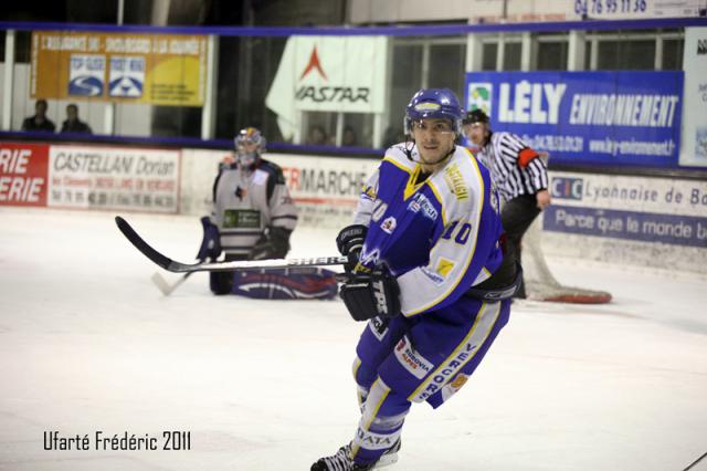 Photo hockey Ligue Magnus - LM playoffs : 1er tour, match 1 : Villard-de-Lans vs Grenoble  - Les Ours avaient une faim de loup !