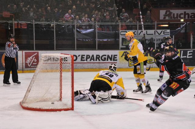Photo hockey Ligue Magnus - LM Playoffs : 1er tour, match 2 : Amiens  vs Strasbourg  - Objectif atteint