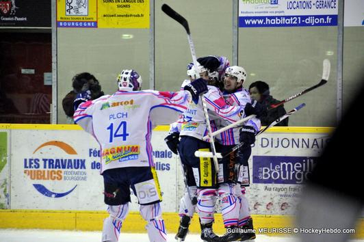 Photo hockey Ligue Magnus - LM Playoffs : 1er tour, match 2 : Dijon  vs Epinal  - Les Dauphins vitent la noyade