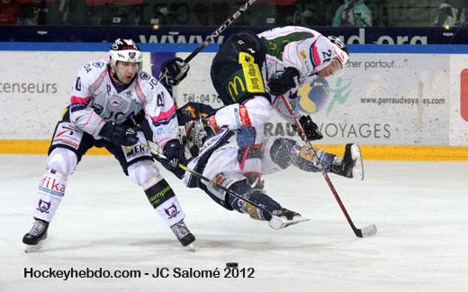 Photo hockey Ligue Magnus - LM Playoffs : 1er tour, match 2 : Grenoble  vs Epinal  - Grenoble : la slot machine est lance