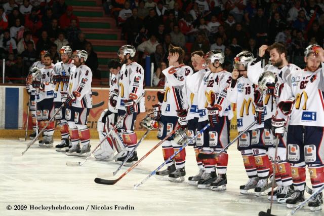 Photo hockey Ligue Magnus - Play-off :  finale, match 1 : Brianon  vs Grenoble  - Le fil rouge des pnalits