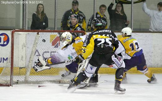 Photo hockey Ligue Magnus - Play-off Ligue Magnus : 1/4 de finale, match 1 : Rouen vs Chamonix  - Hockey : Rouen sans surprise