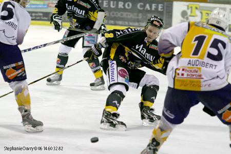 Photo hockey Ligue Magnus - Play-off Ligue Magnus : 1/4 de finale, match 1 : Rouen vs Chamonix  - Hockey : Rouen sans surprise