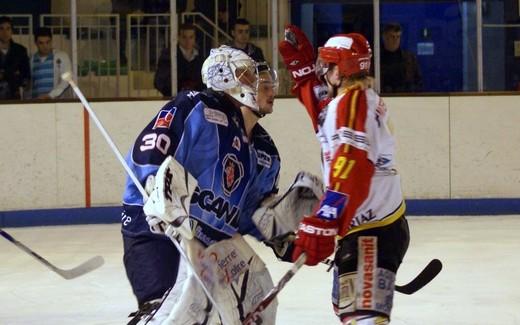 Photo hockey Ligue Magnus - Play-off Ligue Magnus : 1/4 de finale, match 2 : Angers  vs Morzine-Avoriaz - Des Ducs souverains