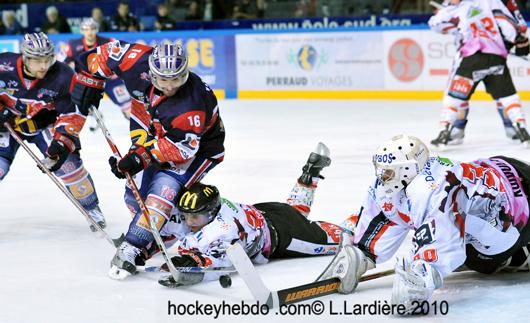 Photo hockey Ligue Magnus - Play-off Ligue Magnus : 1/4 de finale, match 3 : Grenoble  vs Amiens  - Grenoble prend une option
