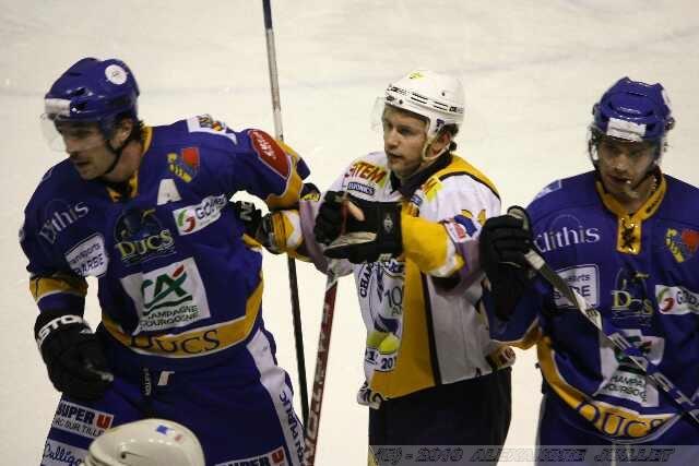 Photo hockey Ligue Magnus - Play-off Ligue Magnus :1er tour, match 1 : Chamonix  vs Dijon  - Premier round pour les Chamois