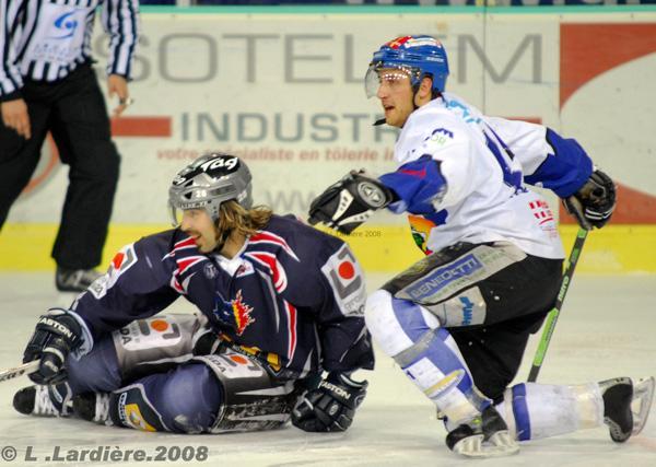 Photo hockey Ligue Magnus - PO 1/4 match 1 : Grenoble  vs Mont-Blanc - Grenoble lemporte dans la douleur ! 