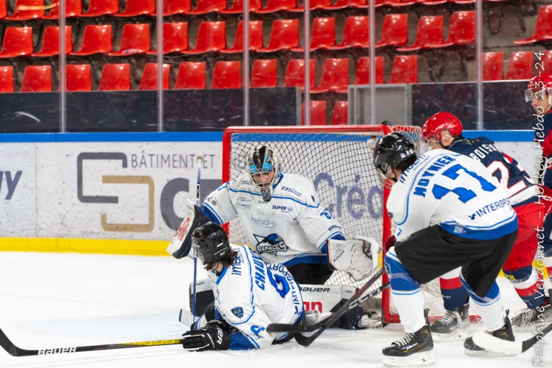 Photo hockey Mineur U17/U20 Elite - Mineur U17/U20 Elite - U20 - Grenoble chute face à Gap