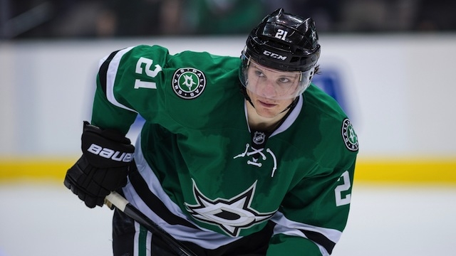 Photo hockey NHL : National Hockey League - AHL - NHL : National Hockey League - AHL - NHL: Entretien avec Antoine Roussel