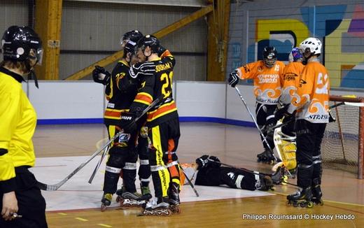 Photo hockey Roller Hockey - Roller Hockey - N2 : Et un, et deux, et trois !
