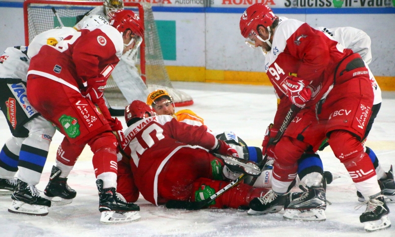 Photo hockey Suisse - National League -  : Lausanne vs Fribourg - Danielsson dlivre Lausanne
