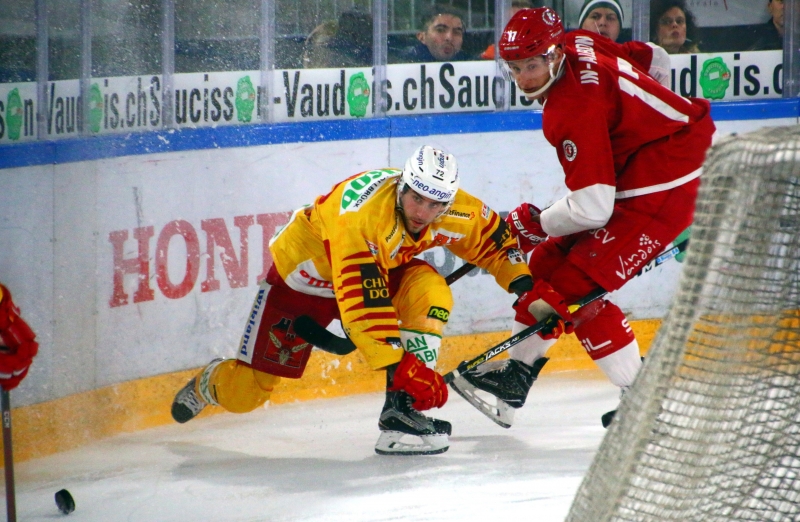 Photo hockey Suisse - National League -  : Lausanne vs Langnau - Se battre jusqu