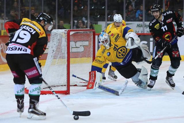 Photo hockey Suisse - National League - Suisse - National League : Bern (SC Bern) - NLA: Genoni bloque ses anciens hommes