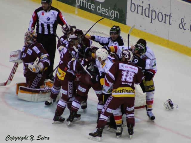 Photo hockey Suisse - National League - Suisse - National League : Genève (Genève-Servette HC) - Genève arrête la belle série de Bienne Photo hockey Suisse - National League - Suisse - National League : Genève (Genève-Servette HC) - Genève arrête la belle série de Bienne