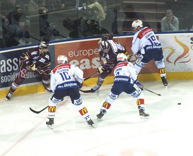 Photo hockey Suisse - National League - Suisse - National League : Genve (Genve-Servette HC) - Zurich remet les pendules  l