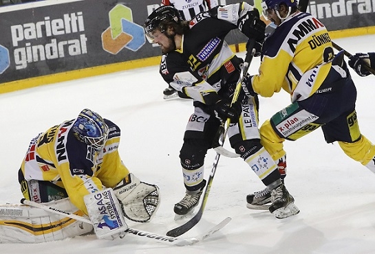 Photo hockey Suisse - Swiss League -  : Ajoie vs Langenthal - NLB: Tschannen place Langenthal en position de force