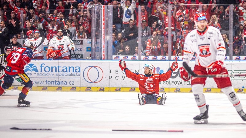 Photo hockey TELH - Tipsport Extraliga Lednho Hokeje - TELH - Tipsport Extraliga Lednho Hokeje - TELH : Cartons en ouverture